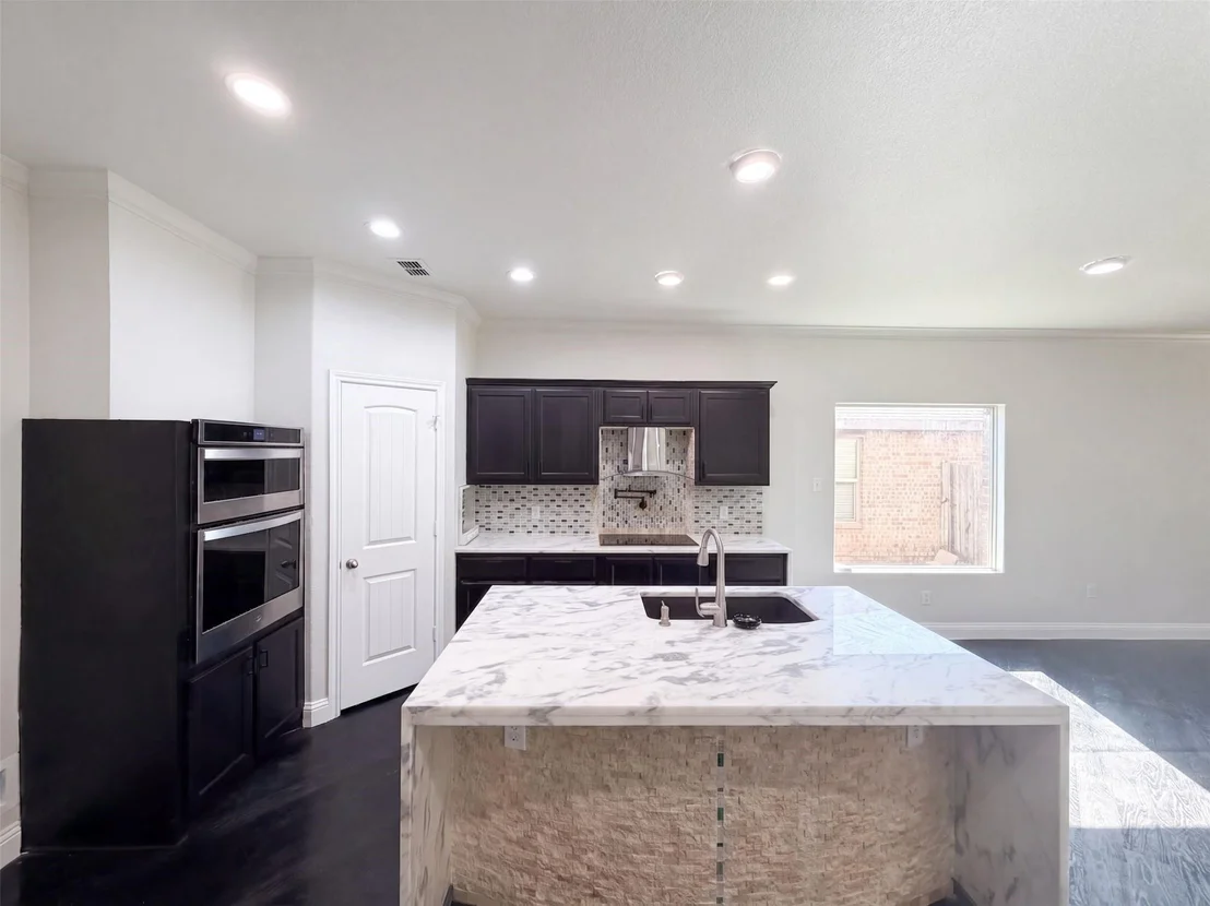 Photo of 625 River Rock Drive