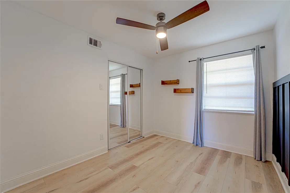 Photo of 3217 Centennial Drive