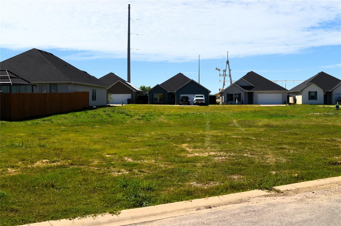 Photo of 321 Preston Road