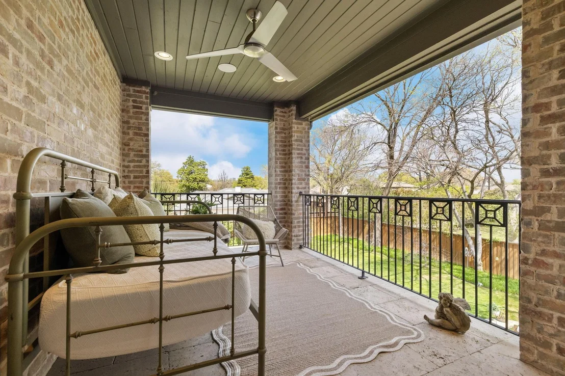 Photo of 4719 Forest Lane