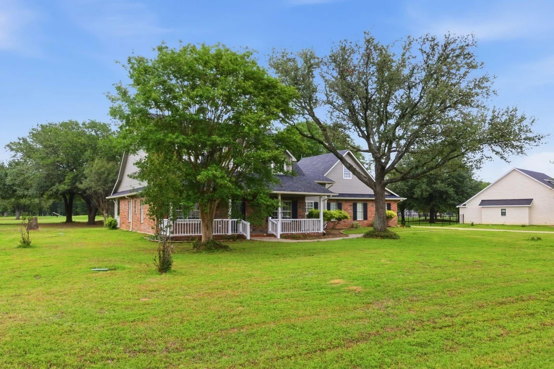 Photo of 249 Private Road 5940