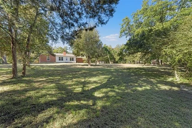 Photo of 4825 Hillcrest Drive