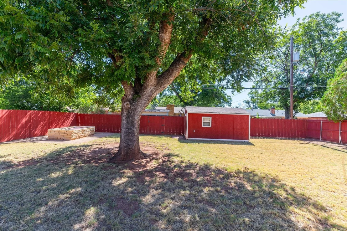 Photo of 1637 Glendale Drive