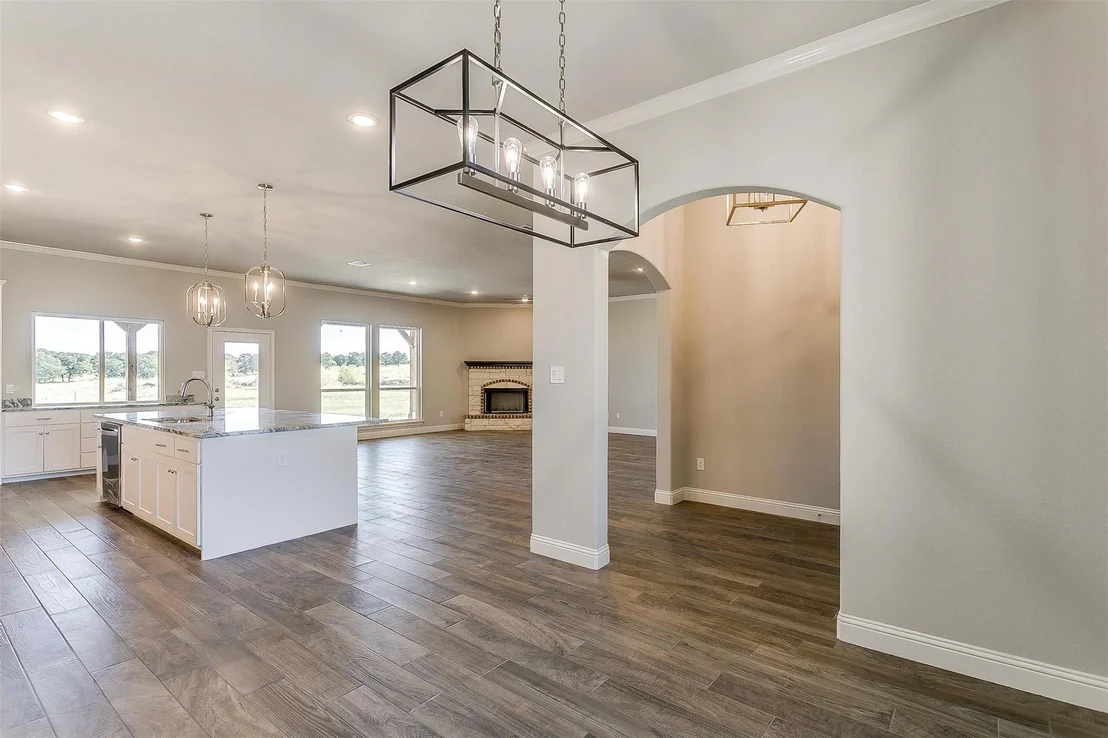 Photo of 1014 Gonzollas Road