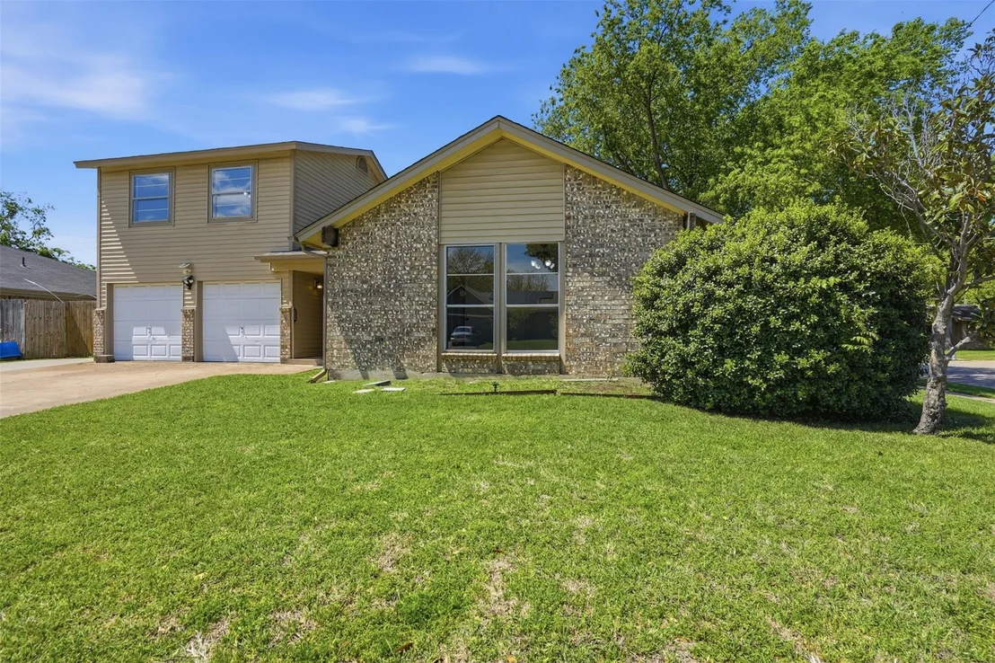 Photo of 6021 Dusty Road