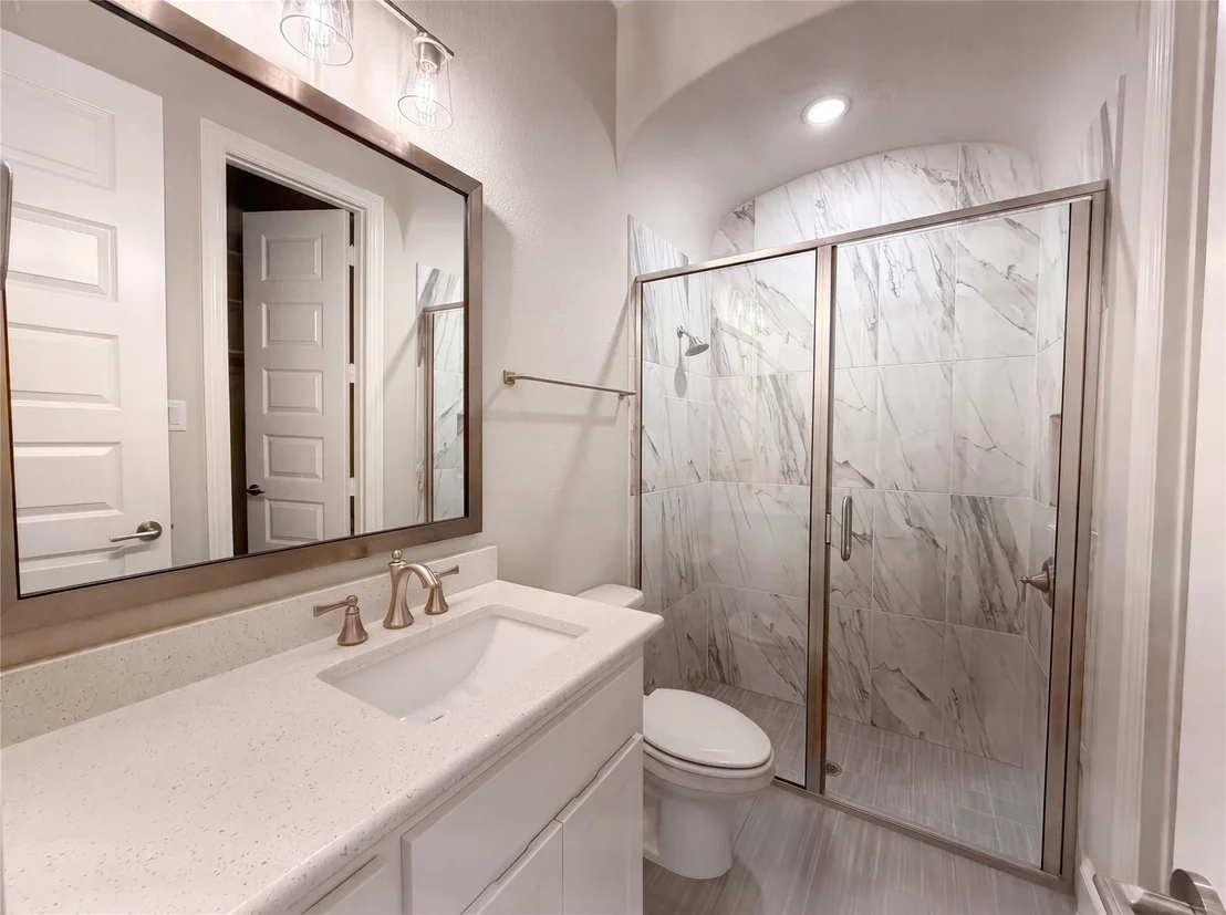 Photo of 820 Hawk Wood Lane
