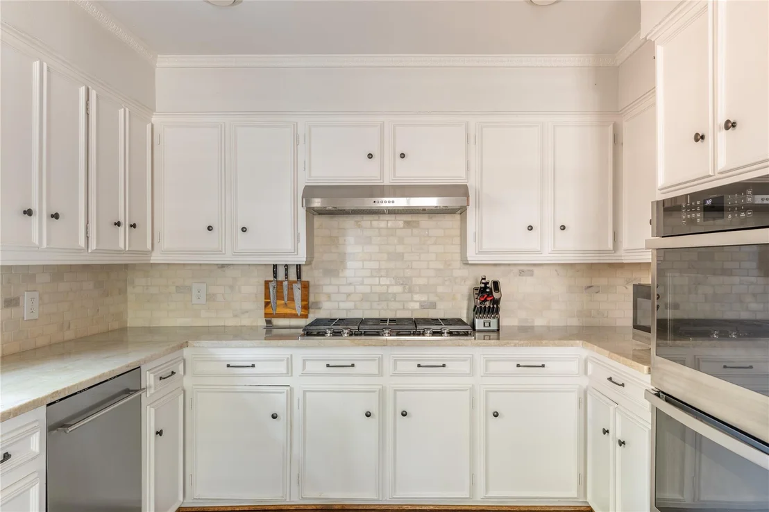 Photo of 7077 Joyce Way
