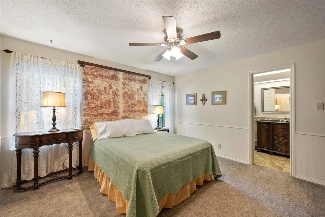 Photo of 1700 Jennifer Circle