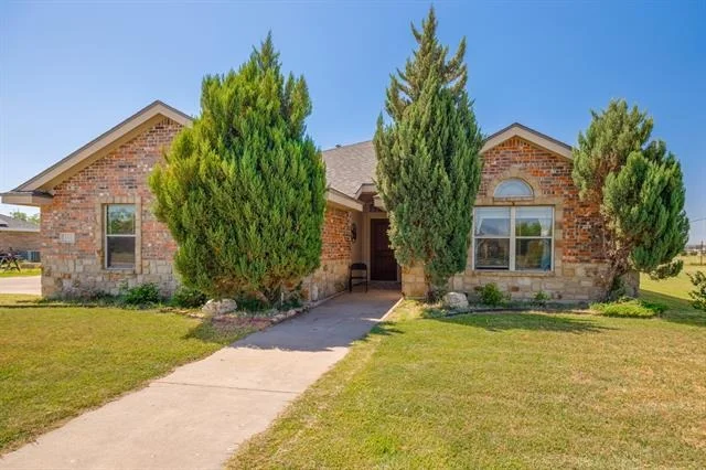 Photo of 101 Sugarberry Avenue