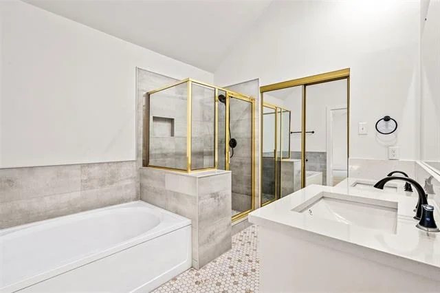 Photo of 381 Arbor Lane