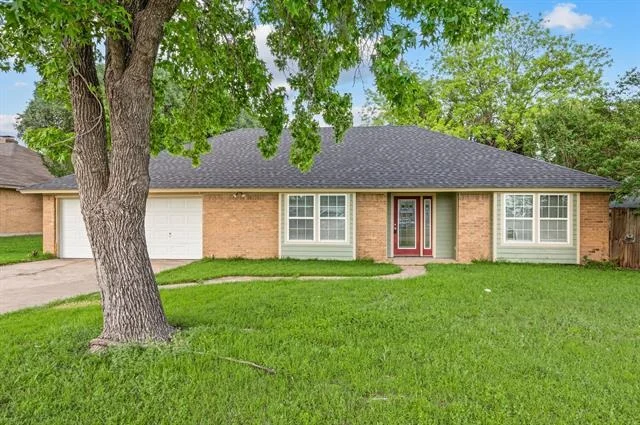 Photo of 204 Overcrest Drive