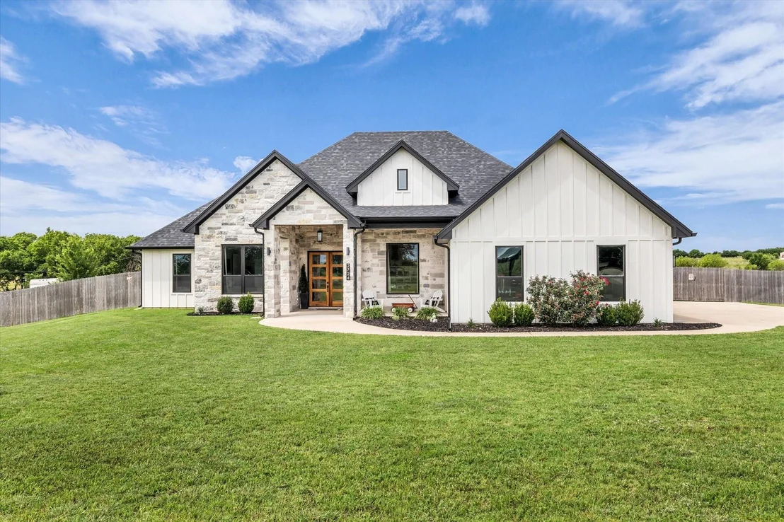 Photo of 2724 Southwinds Drive