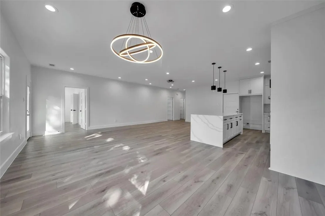 Photo of 2230 Garden Drive