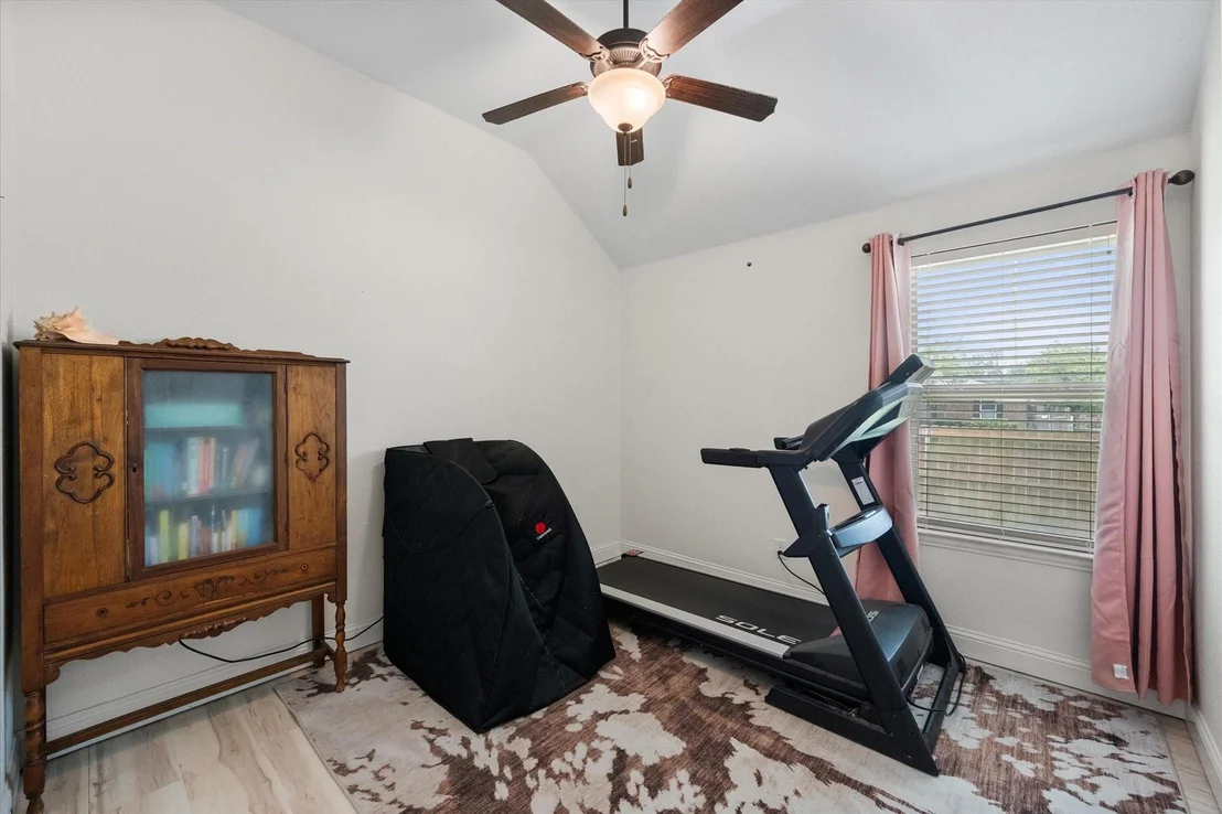 Photo of 1815 Clearbrook Lane