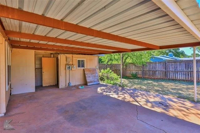 Photo of 1066 Westridge Drive