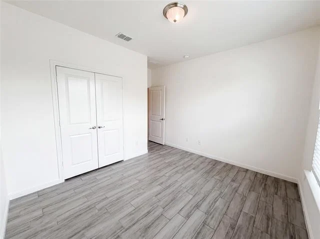 Photo of 929 Dove Cove