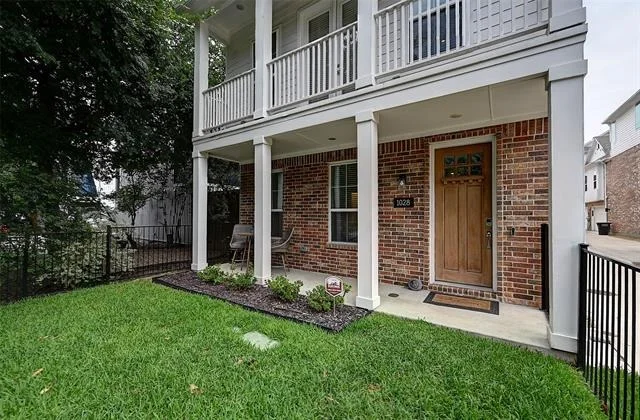 Photo of 1028 Cavour Place