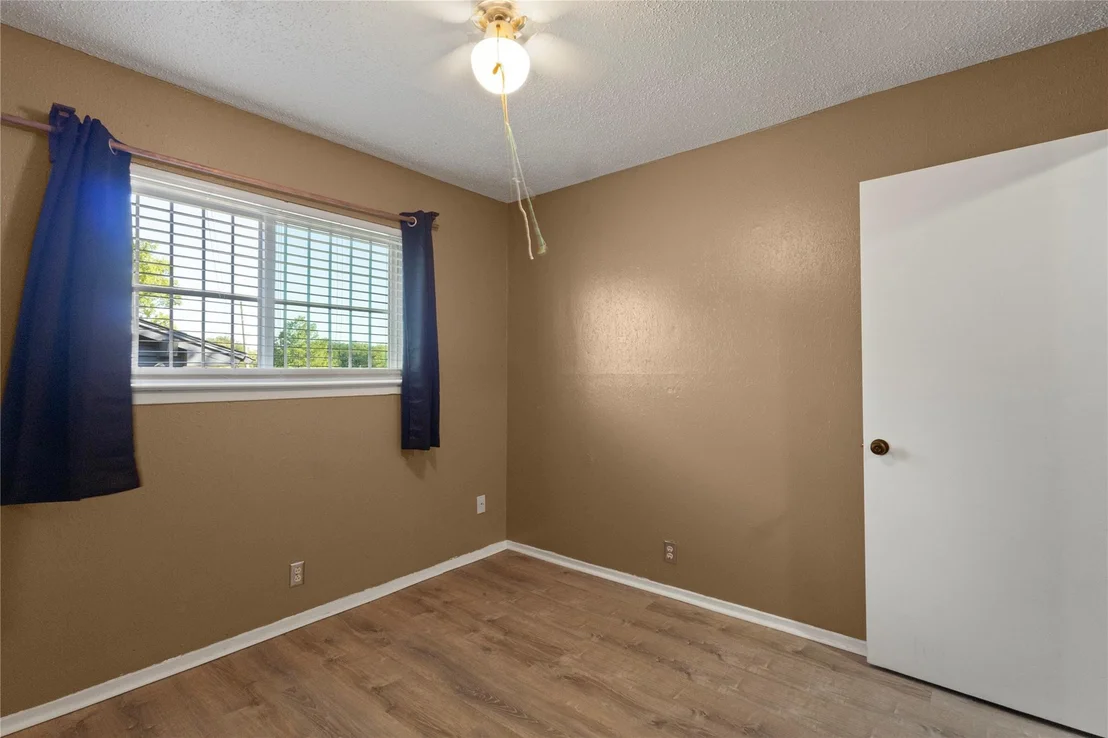 Photo of 1646 Savage Drive