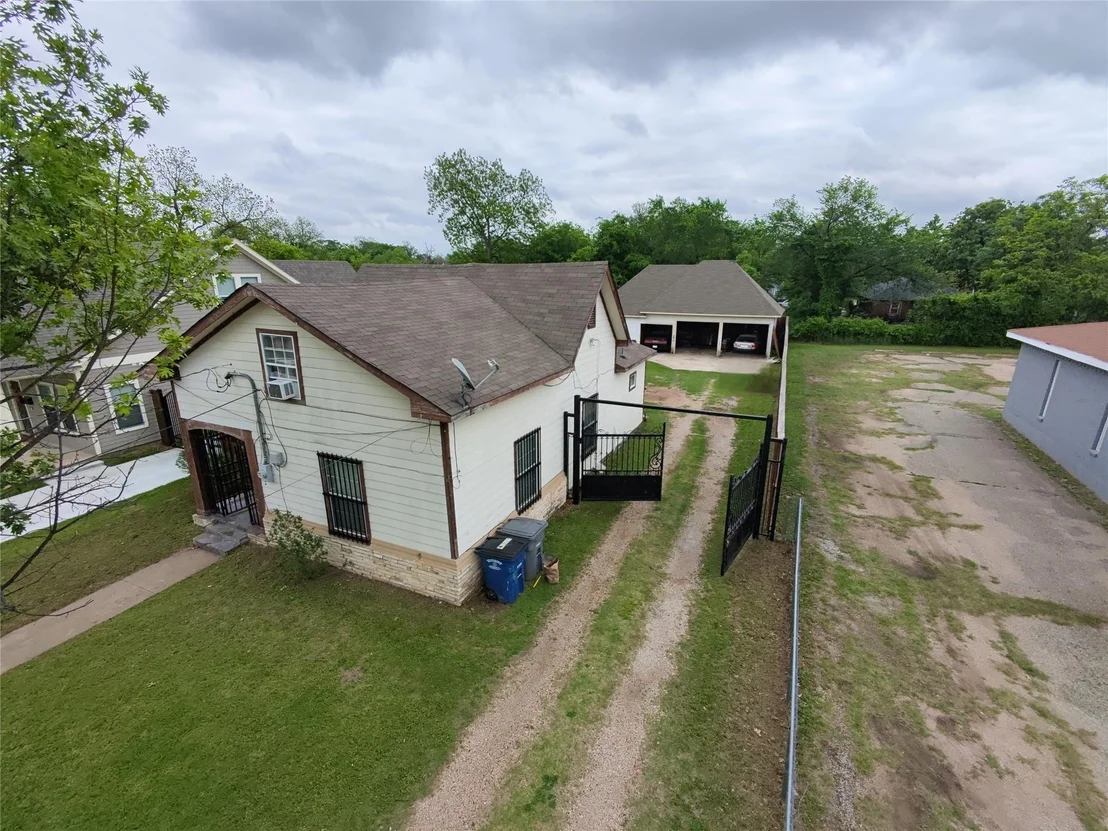 Photo of 2210 Eugene Street