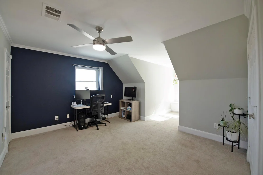 Photo of 405 Chippendale Drive