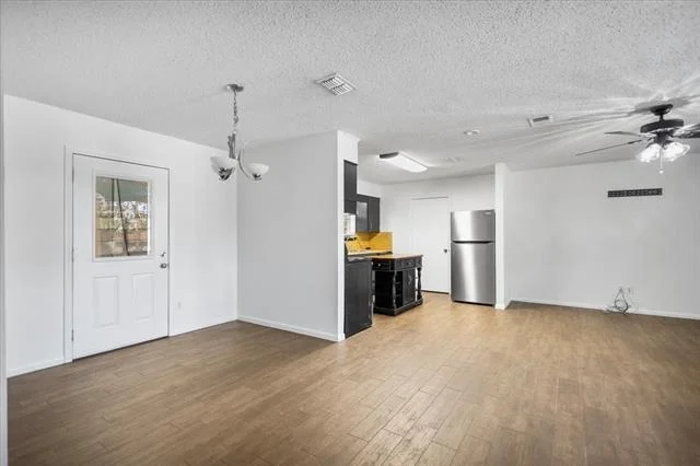 Photo of 14596 Tucker