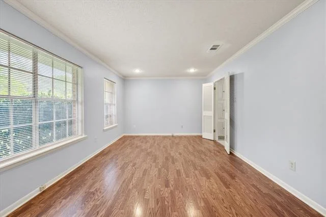 Photo of 628 Madison Drive