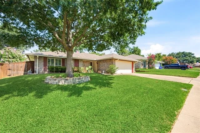 Photo of 2507 Poppy Lane