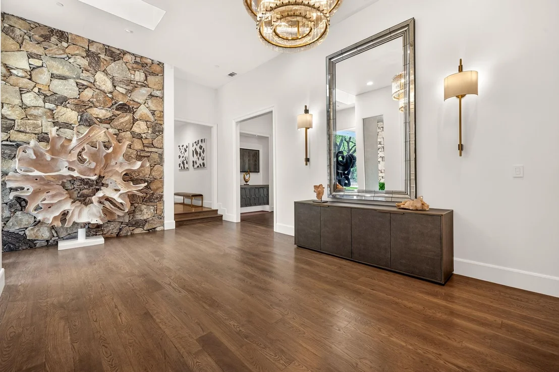 Photo of 5205 Royal Lane