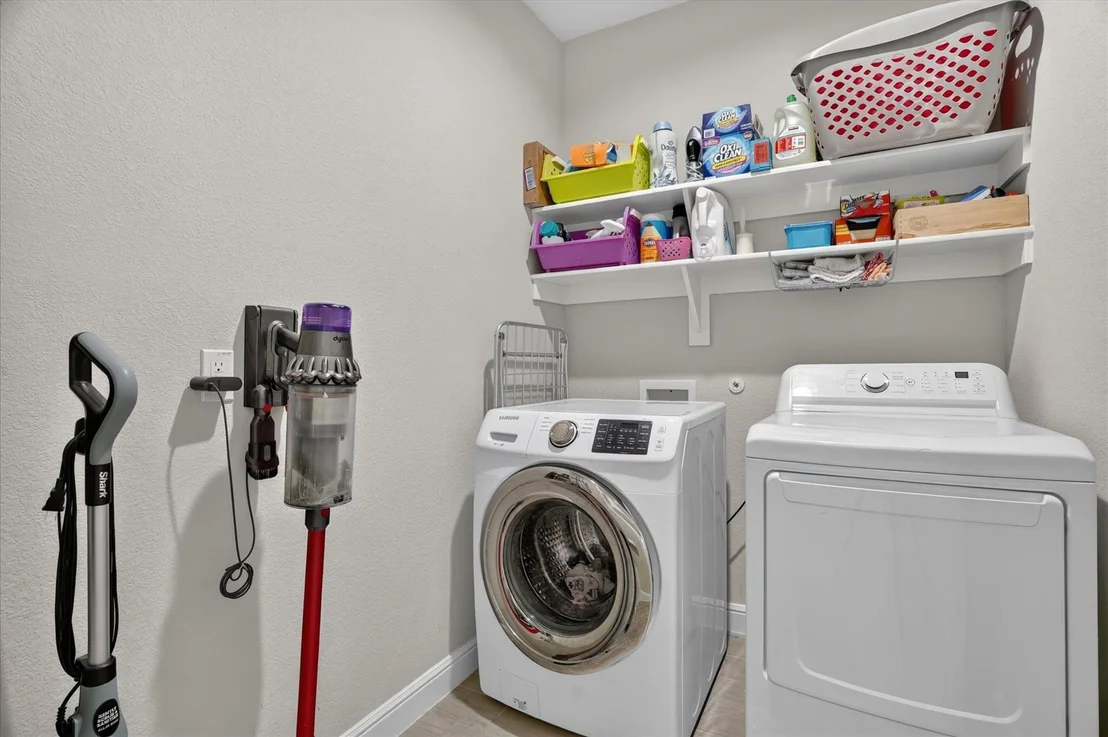 Photo of 1425 Bennett Drive