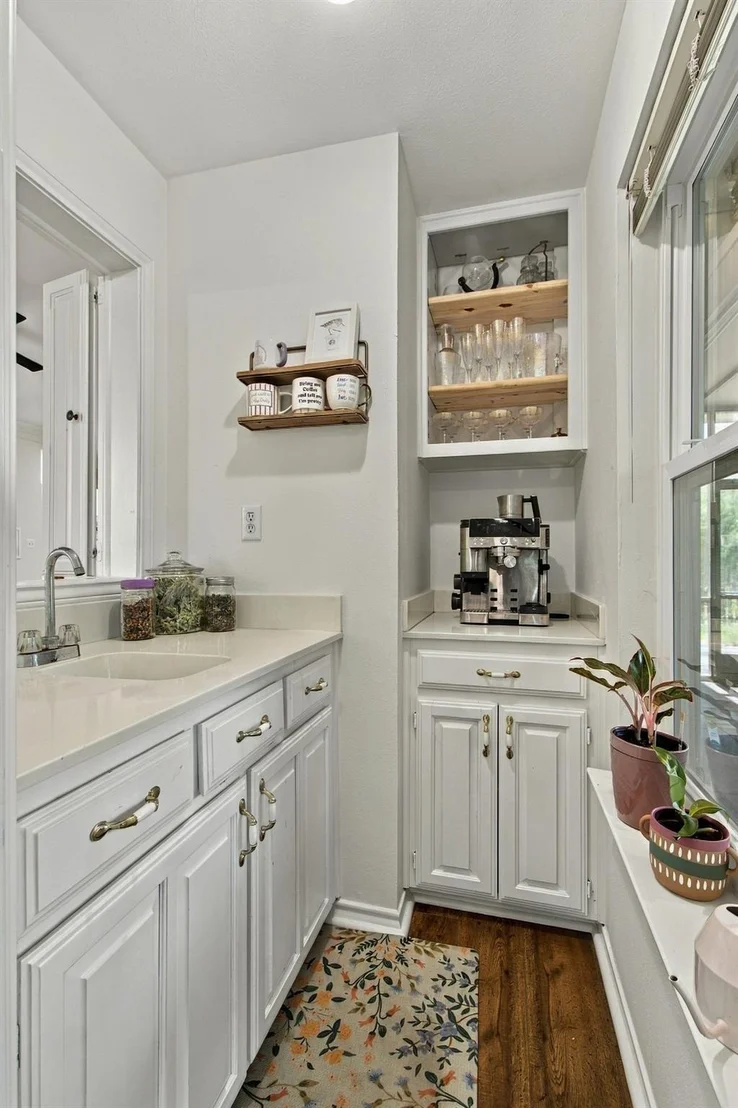 Photo of 2905 Foxcreek Drive
