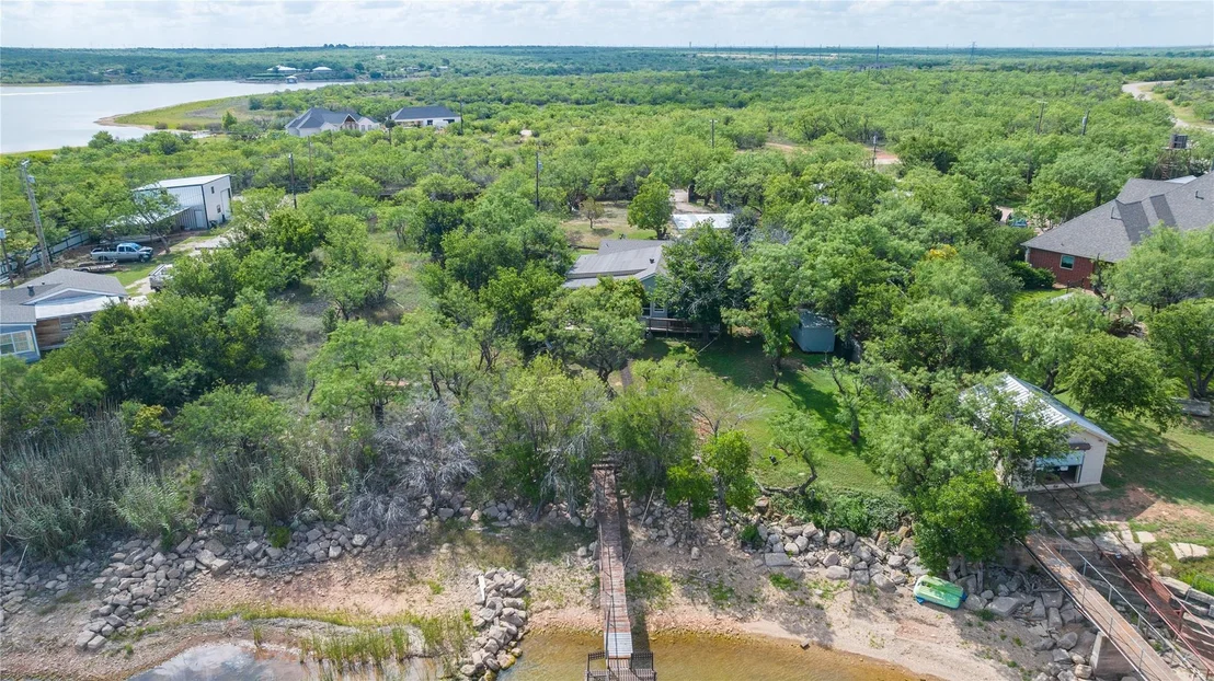 Photo of 9732 Cove Road