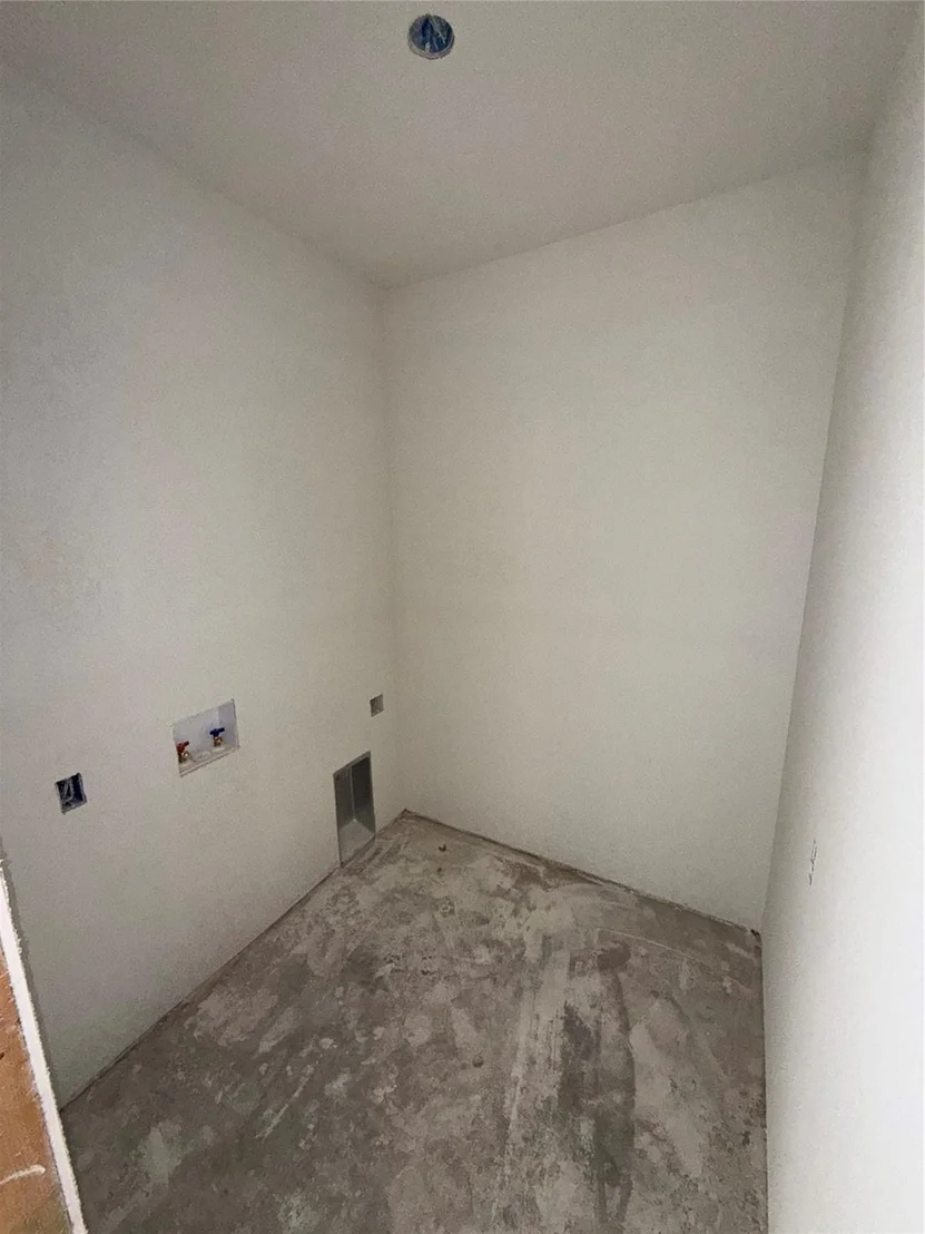 Photo of 3943 National Drive