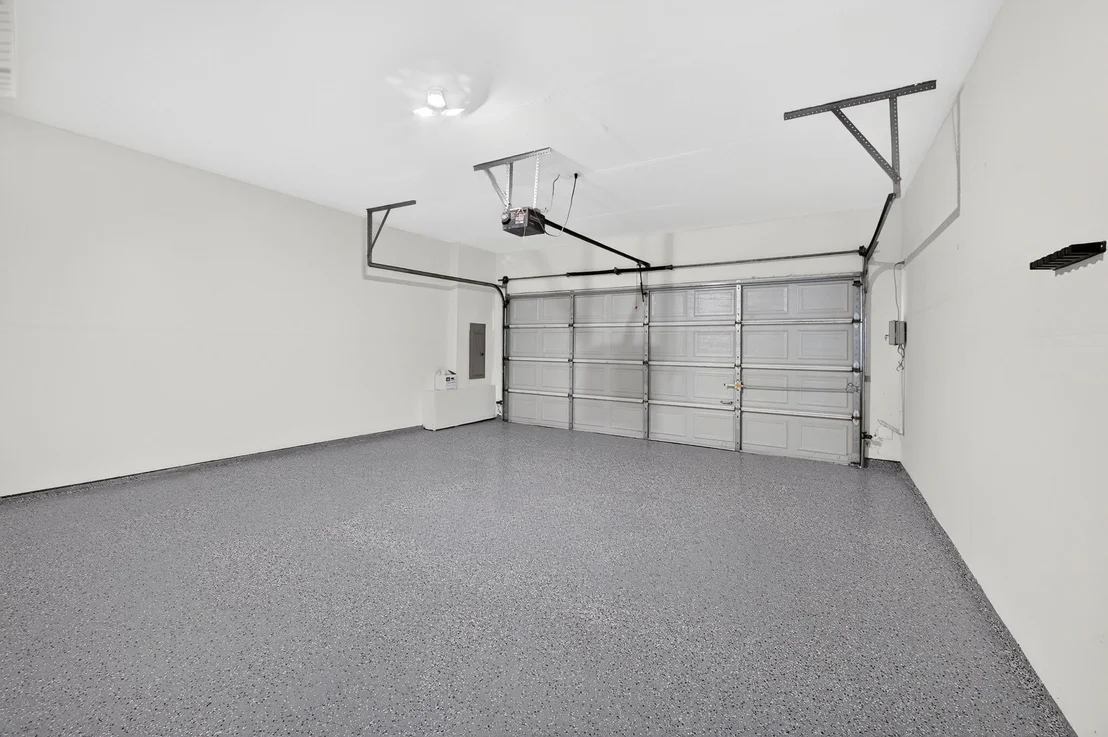 Photo of 6883 Winston Drive