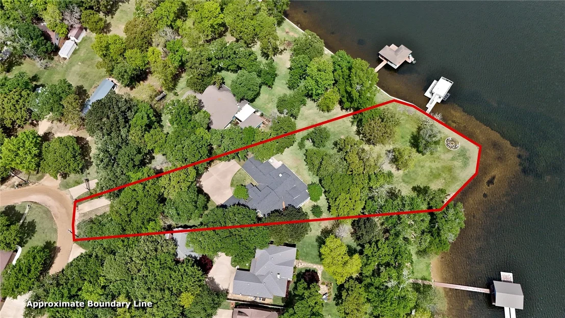 Photo of 7811 Double Oaks Road