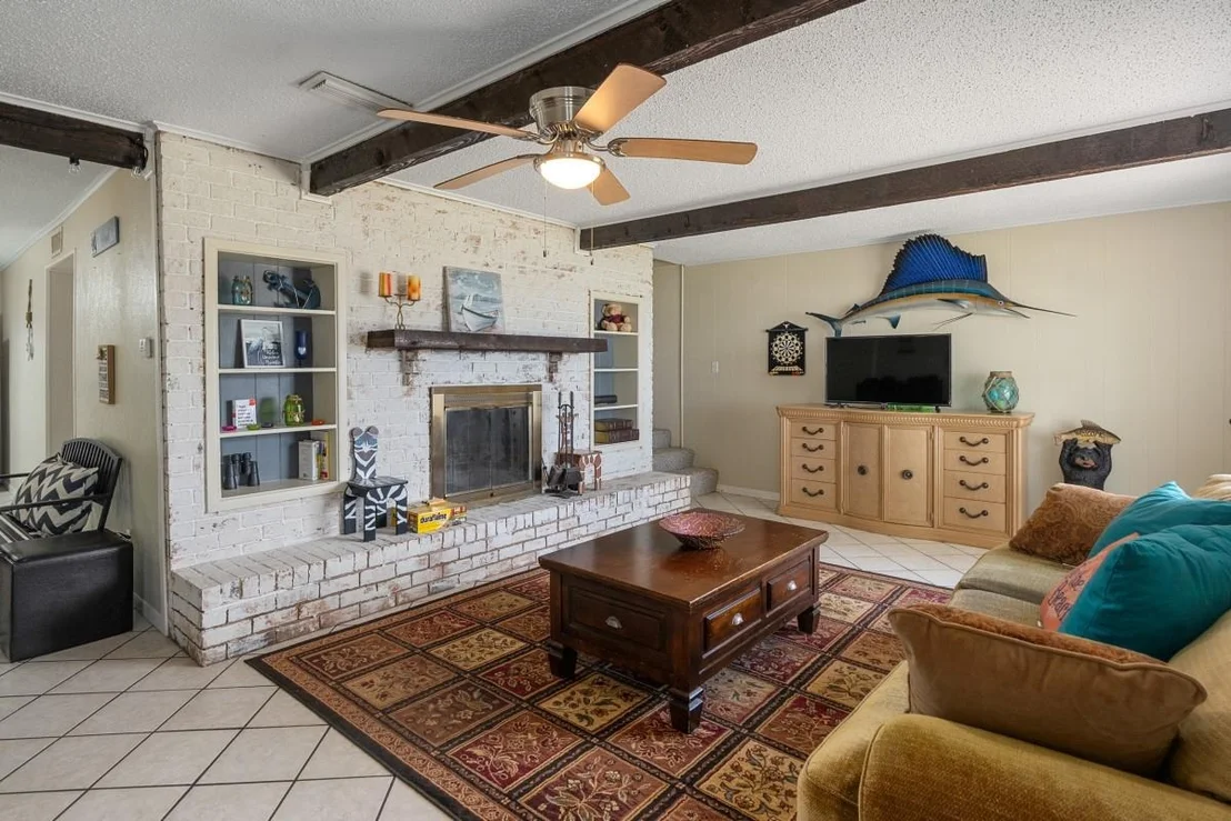 Photo of 100 W Oak Acres Drive