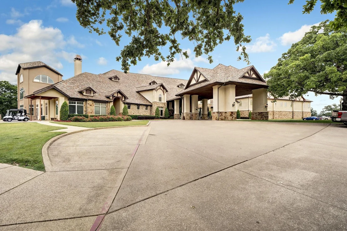 Photo of 2866 J Cupit Court
