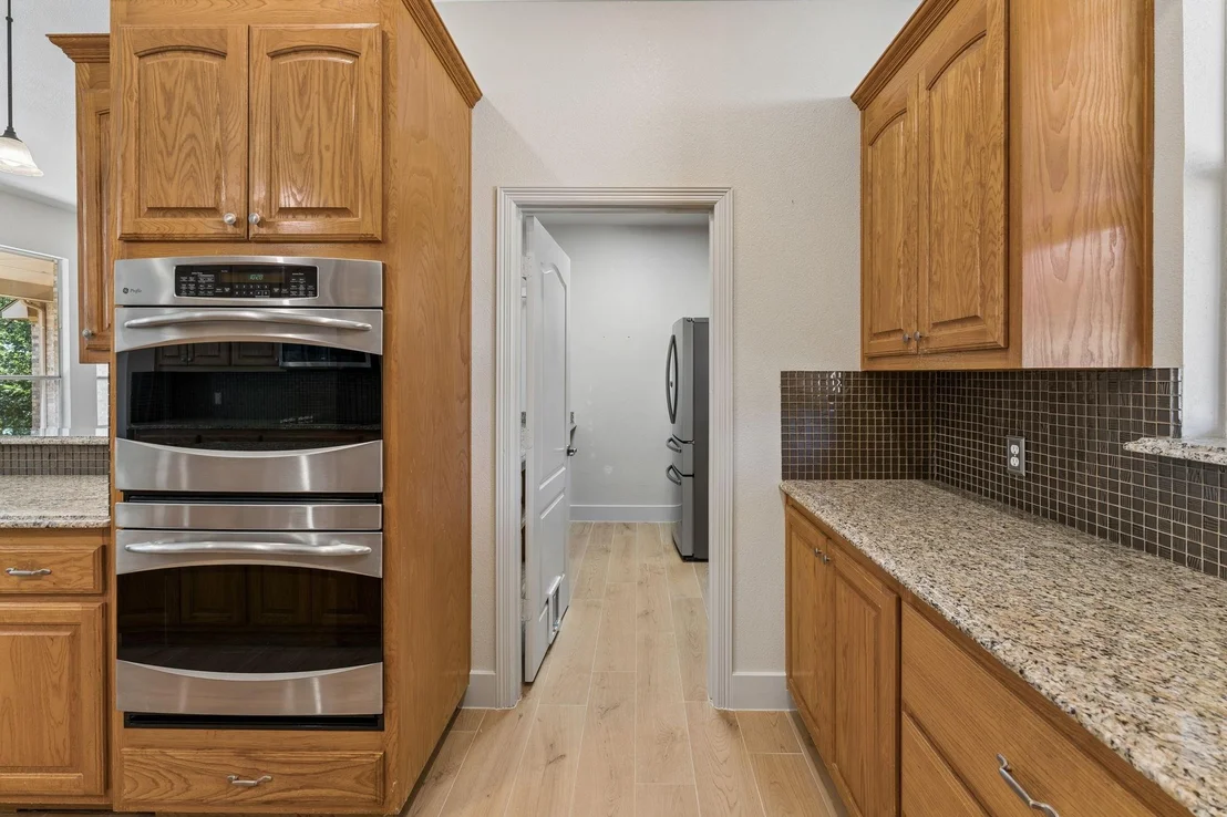 Photo of 3884 County Road 401