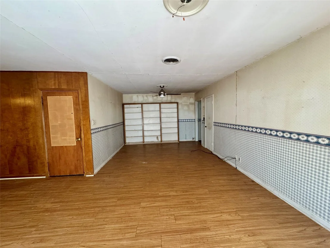 Photo of 620 5th Street