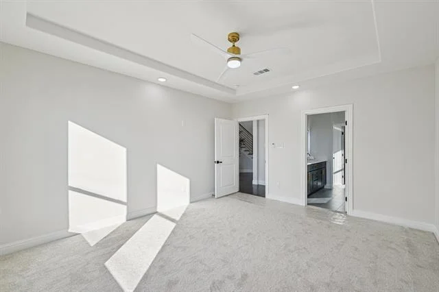 Photo of 1704 Highland Drive W