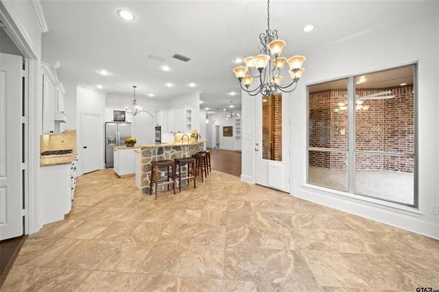 Photo of 614 Tryon Court