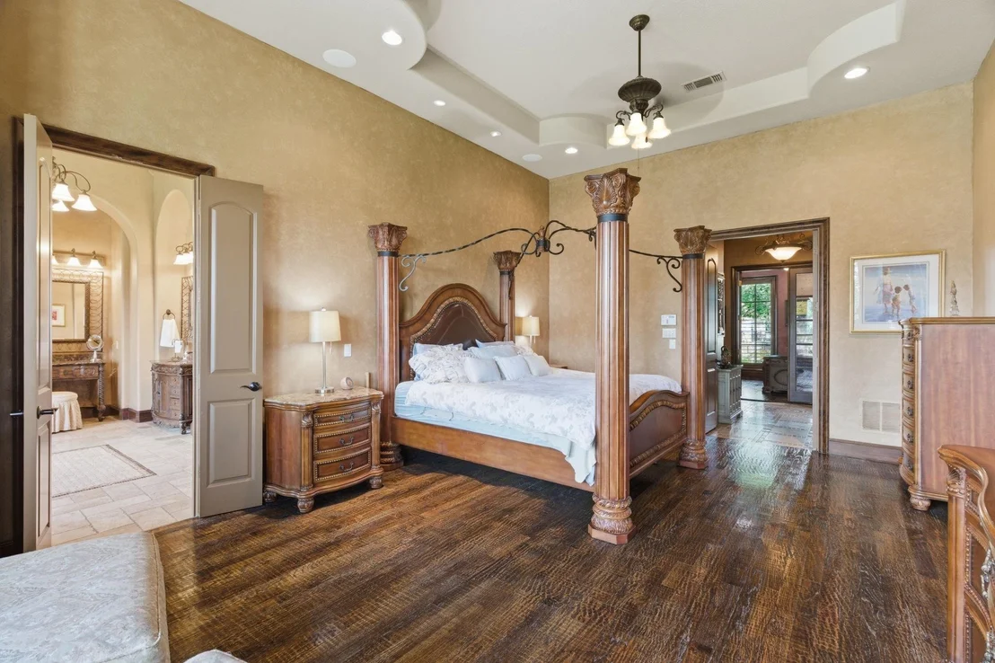 Photo of 1100 Tuscany Terrace