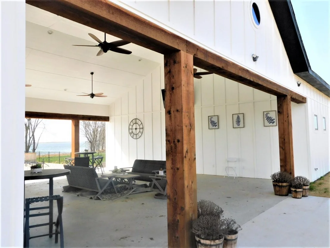 Photo of 5086 Waterfront Road
