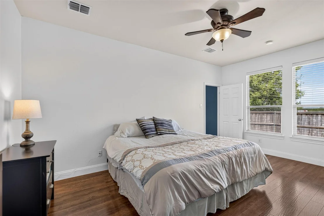 Photo of 534 Laurel Lane