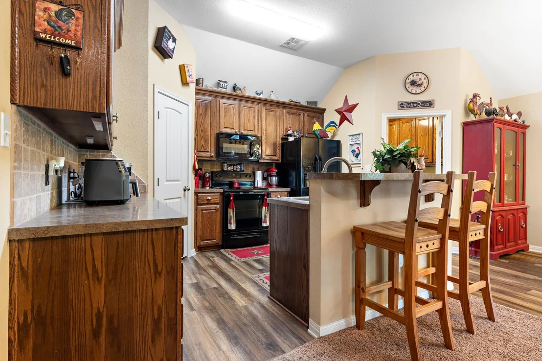 Photo of 219 Oak Meadow Trail