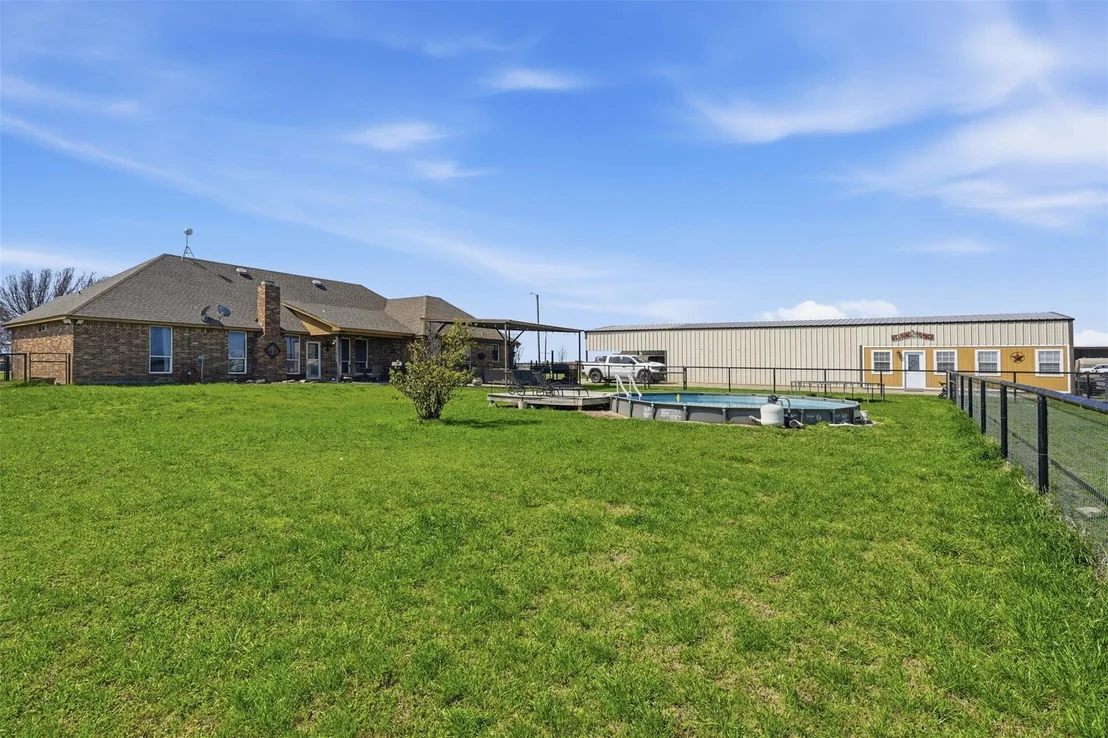 Photo of 7229 County Road 1205