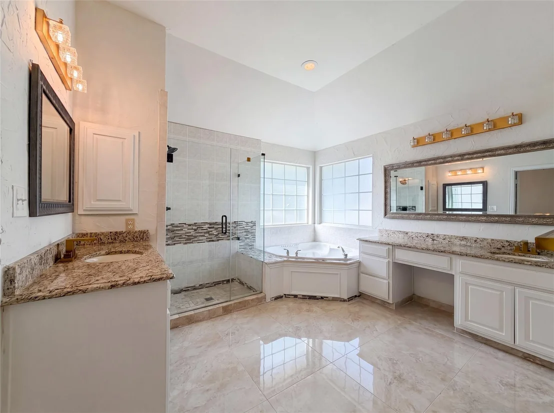 Photo of 1429 Greenbriar Drive