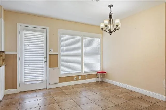 Photo of 4617 Colonial Avenue