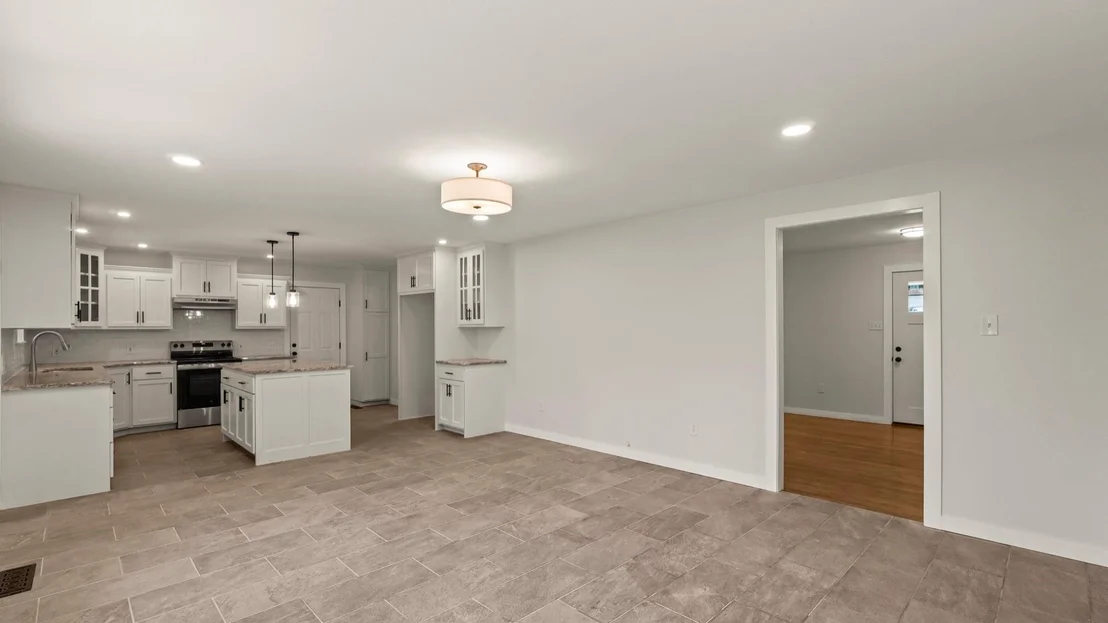 Photo of 4600 Robinwood Drive