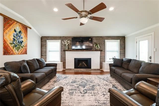 Photo of 608 Bush Drive