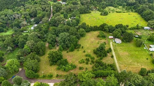 Photo of 806 County Road 4910